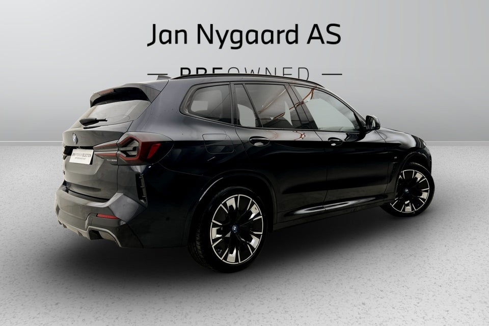 BMW iX3 Charged Plus M-Sport 5d