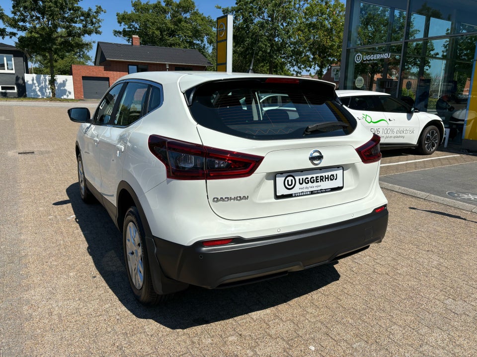 Nissan Qashqai 1,3 Dig-T 140 Visia 5d