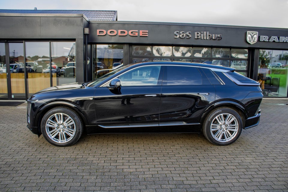 Cadillac Lyriq 600 E4 Sport AWD 5d