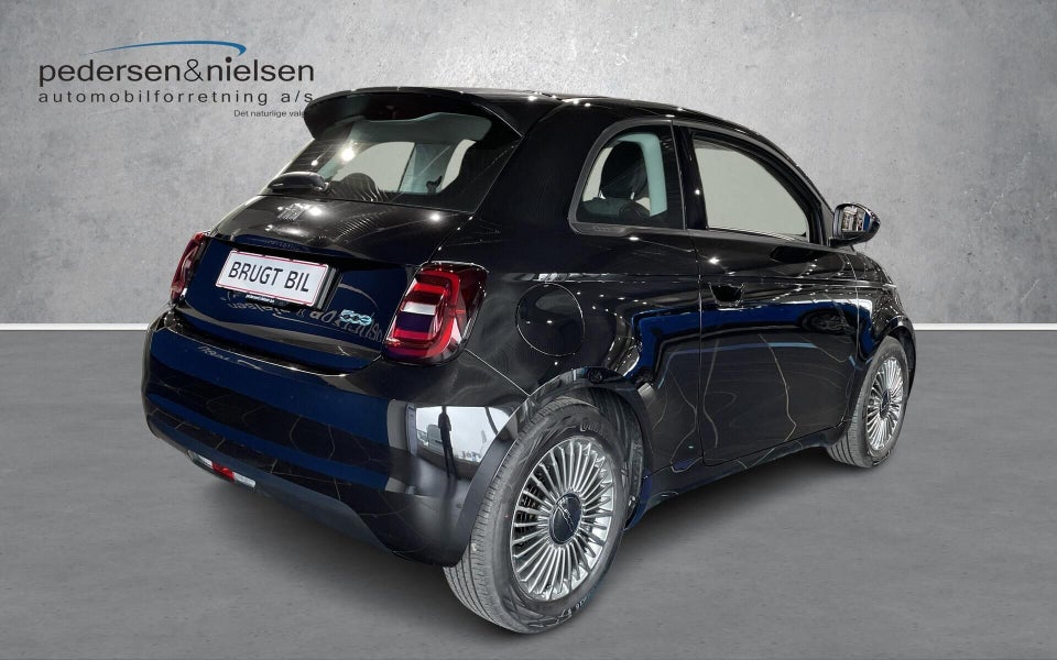 Fiat 500e 42 Icon 3d