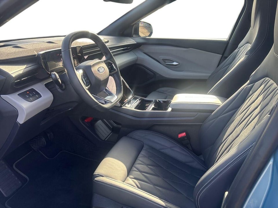 Ford Explorer 77 Premium Extended Range 5d