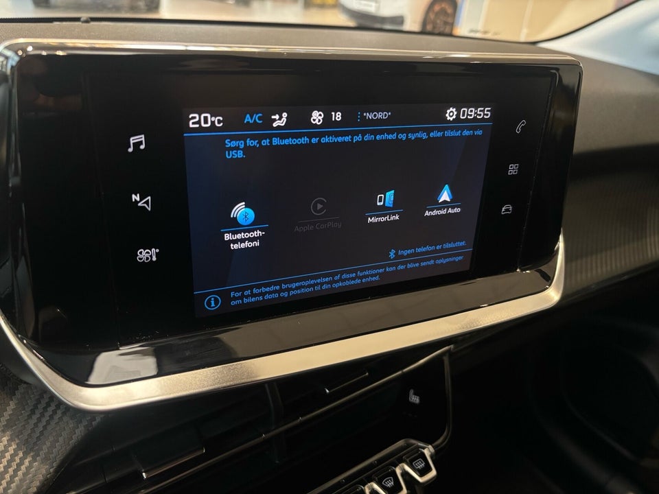 Peugeot 208 1,2 PureTech 100 Allure 5d