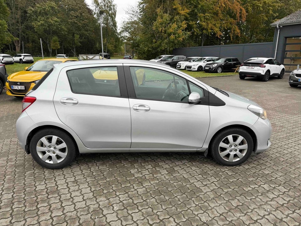 Toyota Yaris 1,3 VVT-i T2 Touch 5d