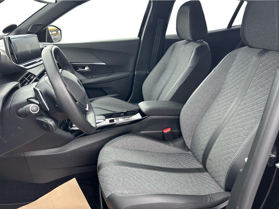 Peugeot 2008 1,2 PureTech 130 Allure EAT8 5d