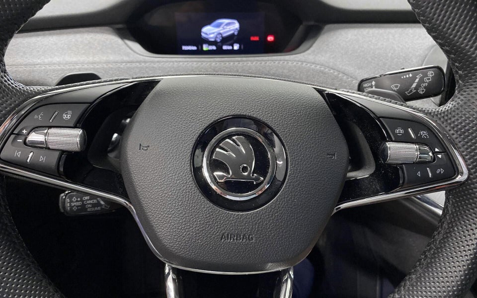 Skoda Enyaq 80 iV Selection Suite 5d