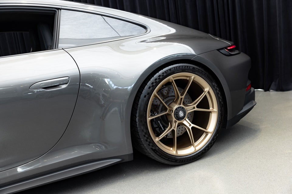 Porsche 911 GT3 4,0 Touring Coupé 2d