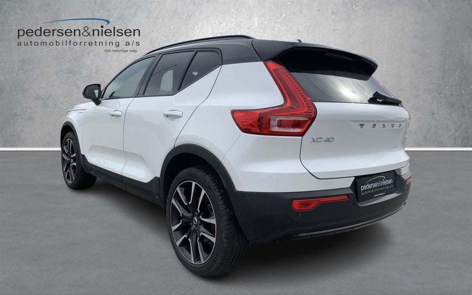 Volvo XC40 1,5 T5 ReCharge Plus Dark aut. 5d