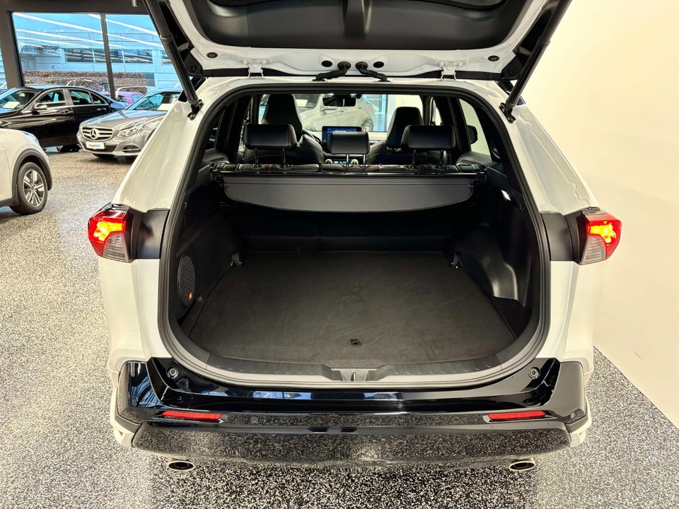 Toyota RAV4 2,5 Plug-in Hybrid Executive AWD-i 5d