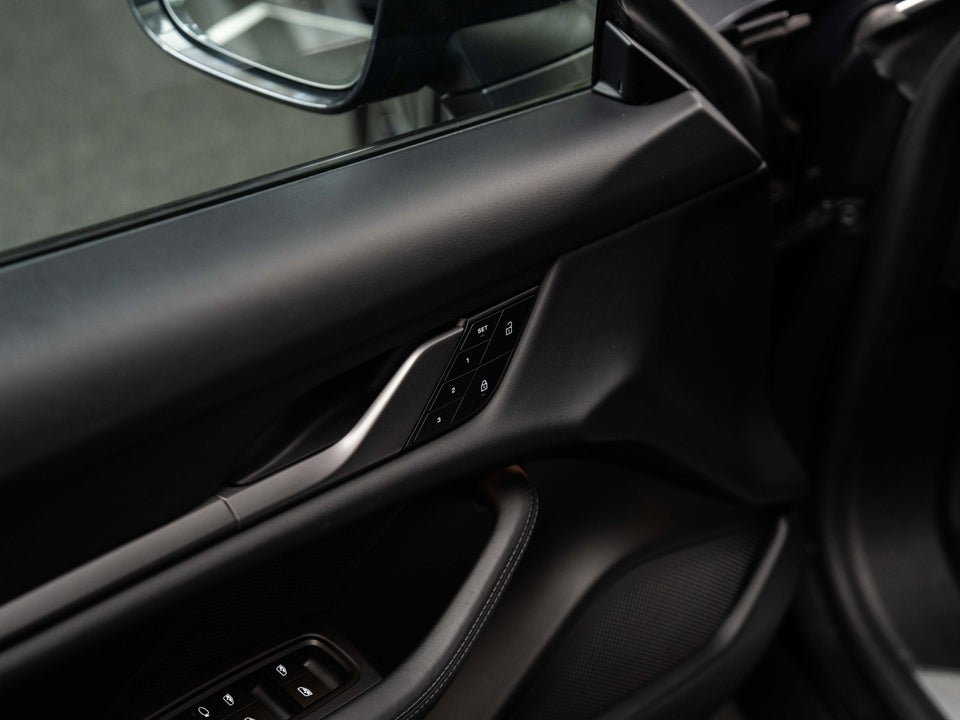 Porsche Taycan Performance+ 4d