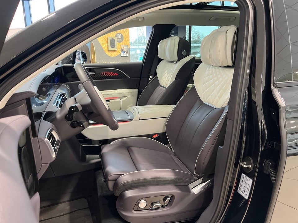 Hongqi E-HS9 120 Exclusive+ 5d