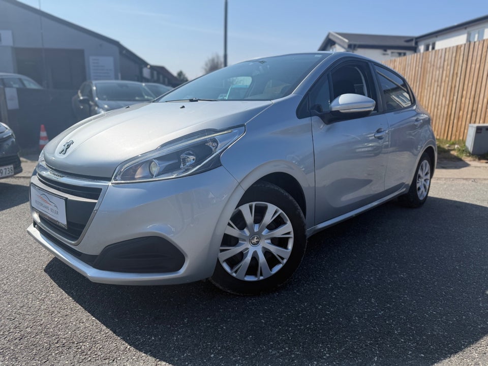 Peugeot 208 1,6 BlueHDi 100 Active 5d