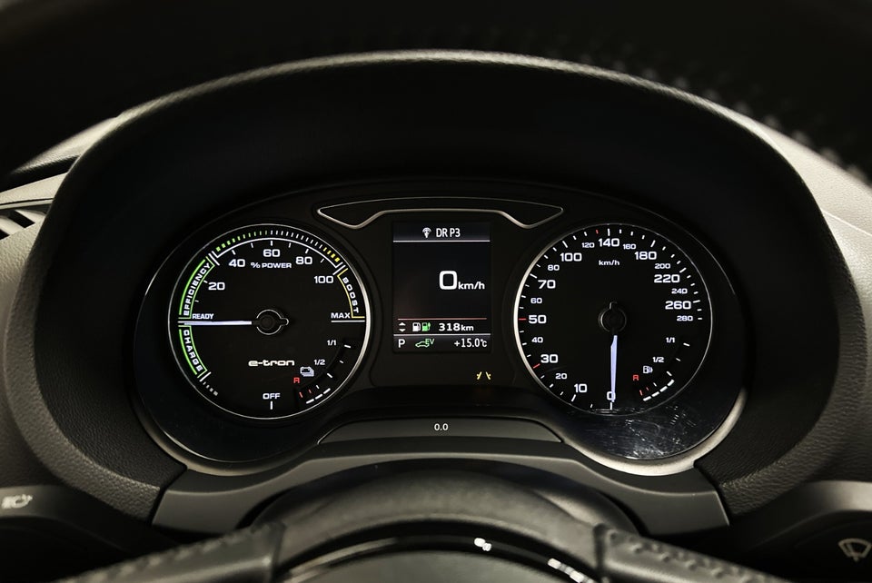 Audi A3 1,4 e-tron Sportback S-tr. 5d