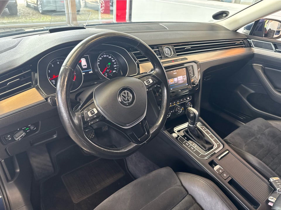 VW Passat 1,8 TSi 180 High+ Variant DSG 5d