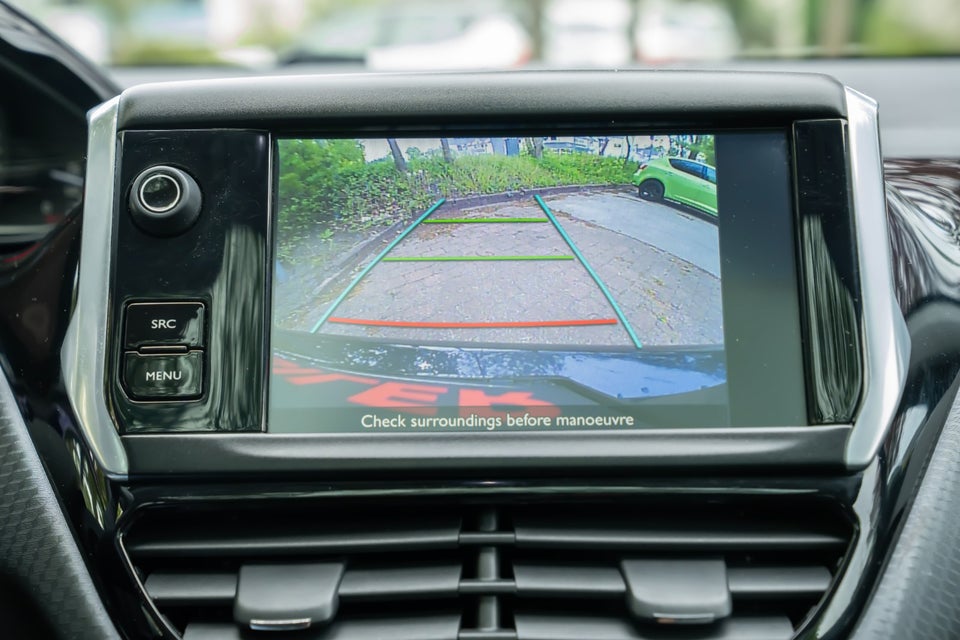 Peugeot 208 1,6 BlueHDi 100 Desire Sky 5d