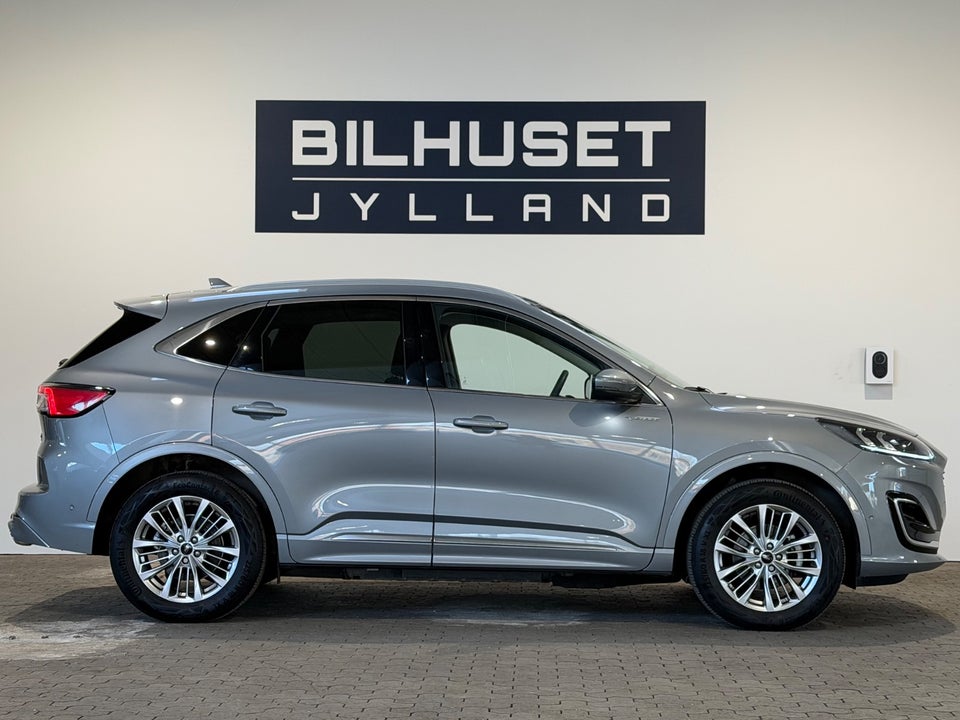 Ford Kuga 2,5 PHEV Vignale CVT 5d