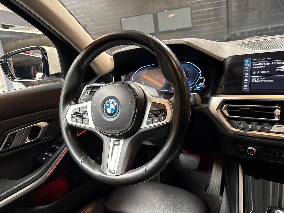 BMW 330e 2,0 Touring aut. 5d