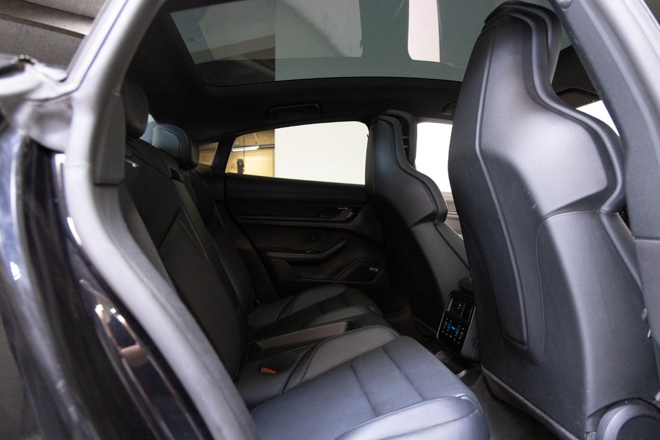 Porsche Taycan 4S Performance+ 4d