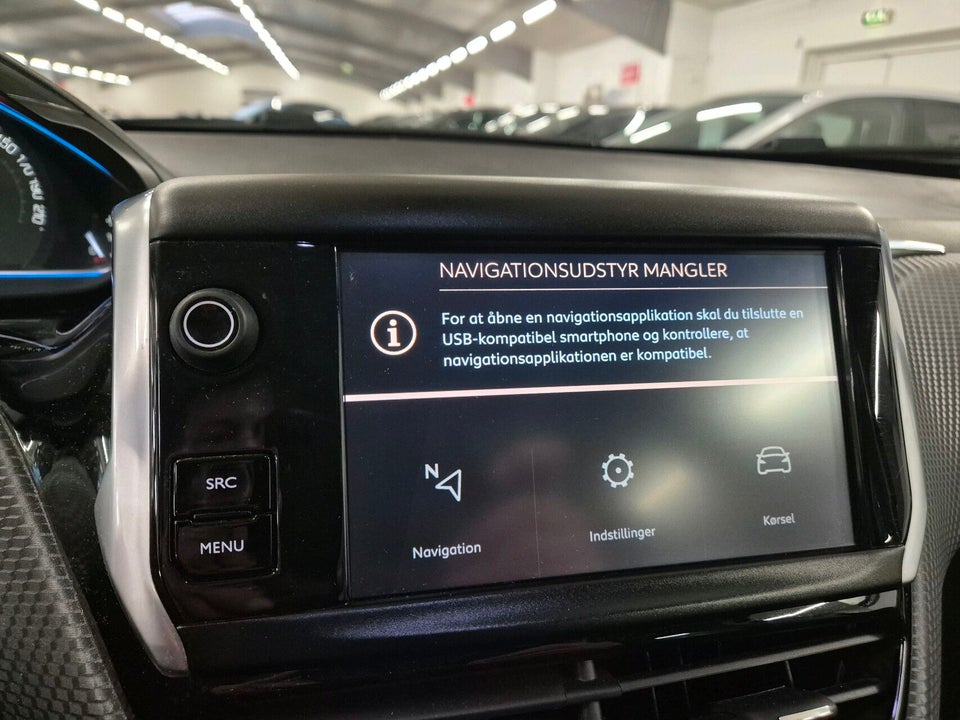 Peugeot 2008 1,5 BlueHDi 100 Prestige Sky 5d