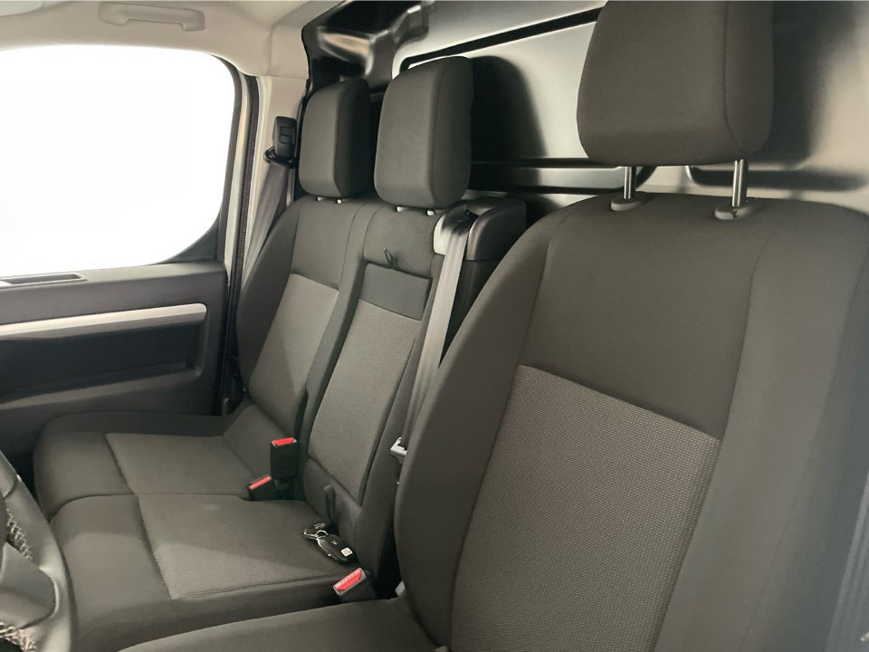 Peugeot e-Expert 75 L2 Premium Van