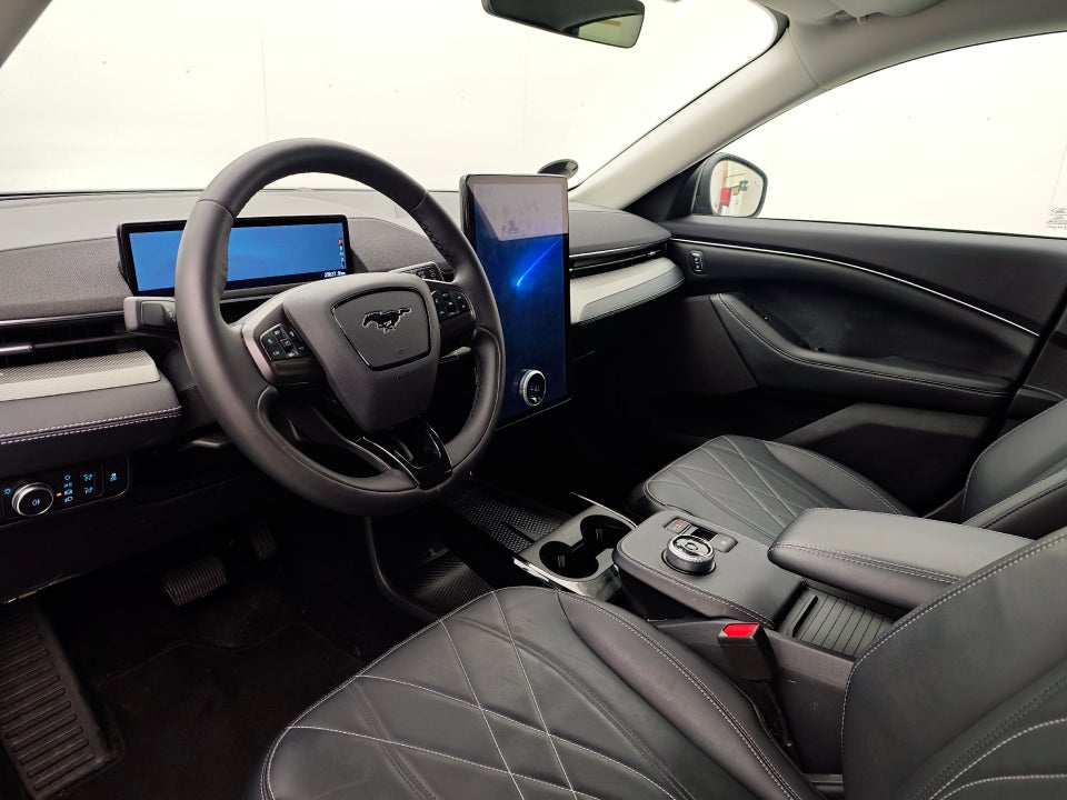 Ford Mustang Mach-E 98 Extended Range 5d