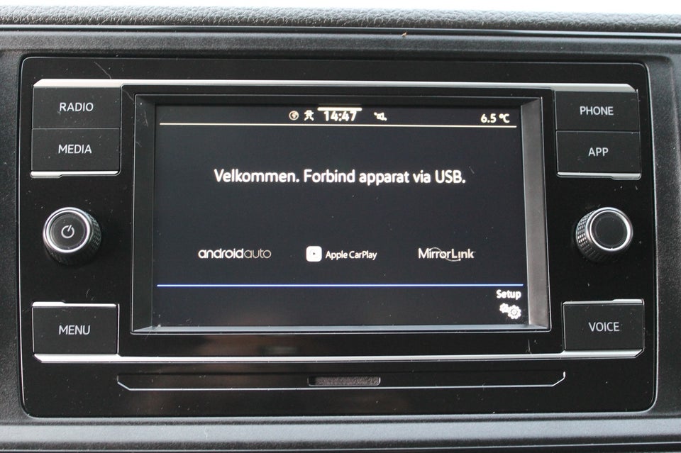 VW Crafter 35 2,0 TDi 140 Kassevogn L3H2 aut.