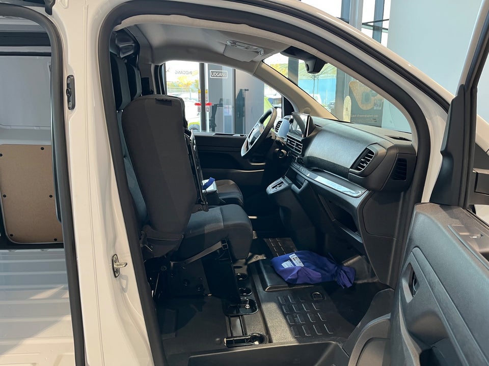 Citroën Jumpy 2,0 BlueHDi 145 L3 FlexLine EAT8