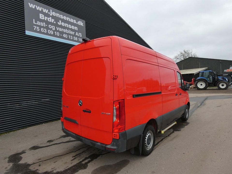 Mercedes Sprinter 317 2,0 CDi A2 Kassevogn aut. RWD