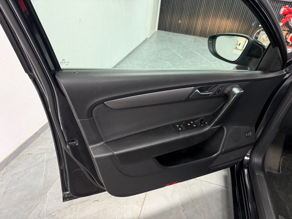 VW Passat 2,0 TDi 140 Comfortline Variant DSG BM 5d