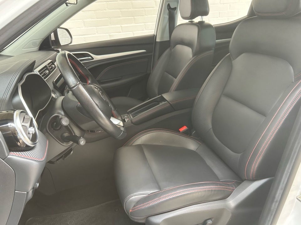 MG ZS 70 Luxury 5d