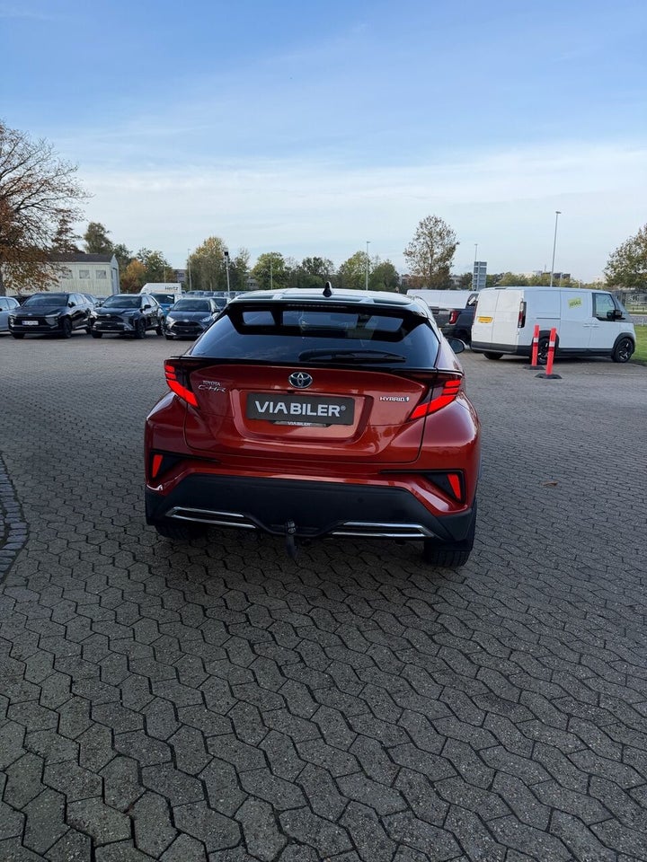 Toyota C-HR 2,0 Hybrid C-HIC Royale CVT 5d