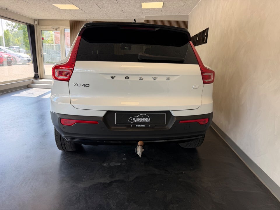 Volvo XC40 P8 ReCharge Twin Pro 5d