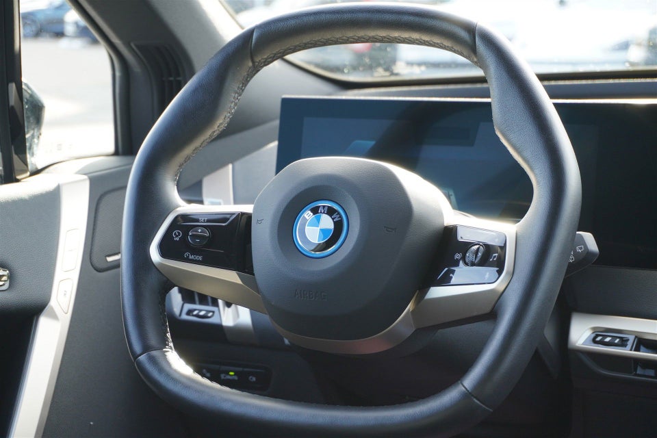 BMW iX xDrive50 Supercharged 5d