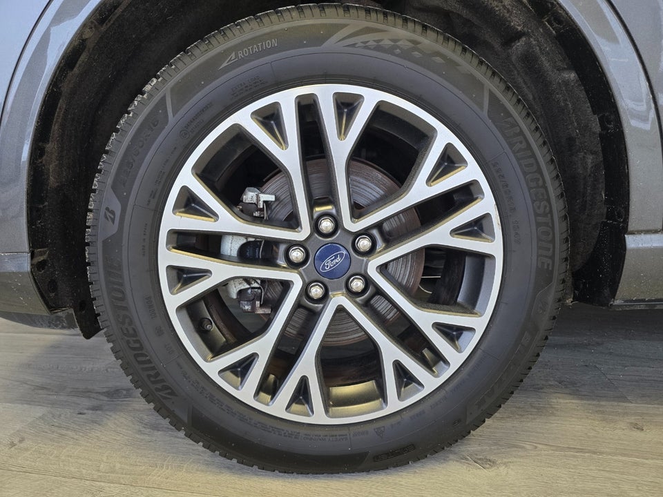 Ford Kuga 2,5 PHEV ST-Line X CVT 5d