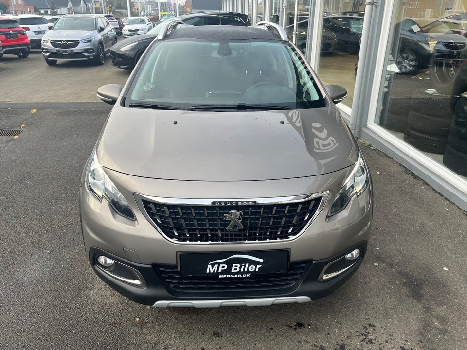 Peugeot 2008 1,2 e-THP 110 Allure Sky EAT6 5d