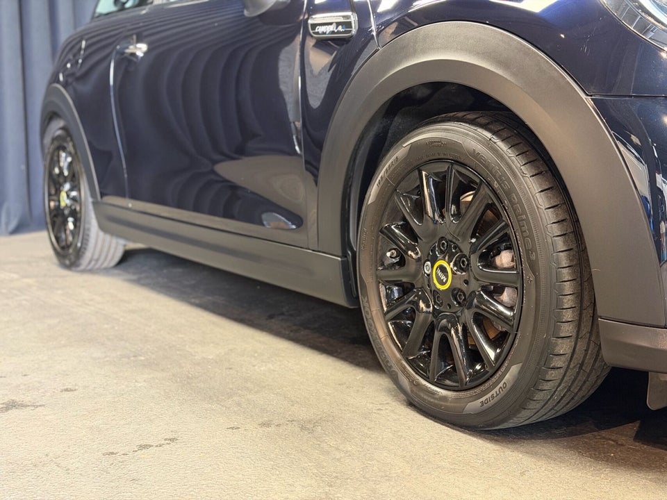 MINI Cooper SE Camden Edition 3d