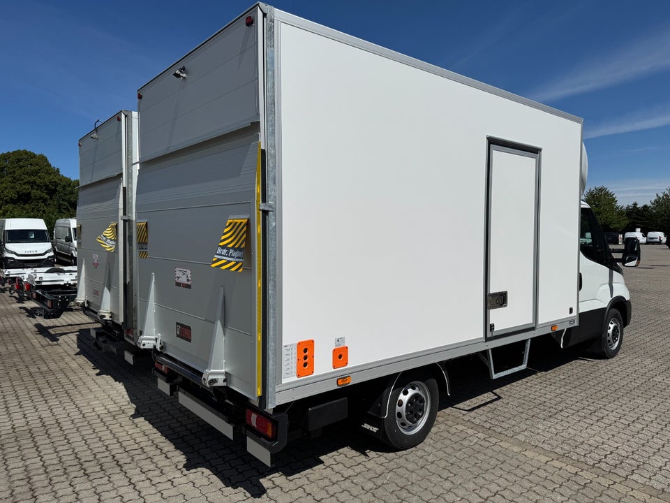 Iveco Daily 2,3 35S16 4100mm Alukasse m/lift AG8