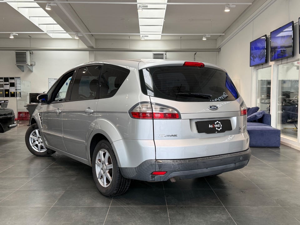 Ford S-MAX 2,0 Titanium 5d