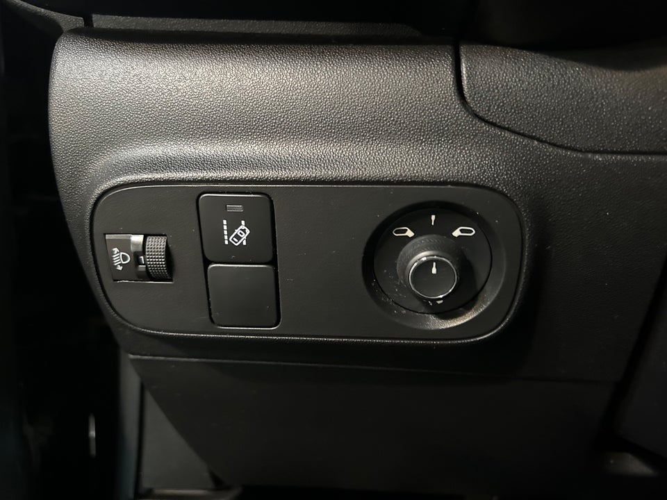 Citroën C3 1,5 BlueHDi 100 SkyLine 5d