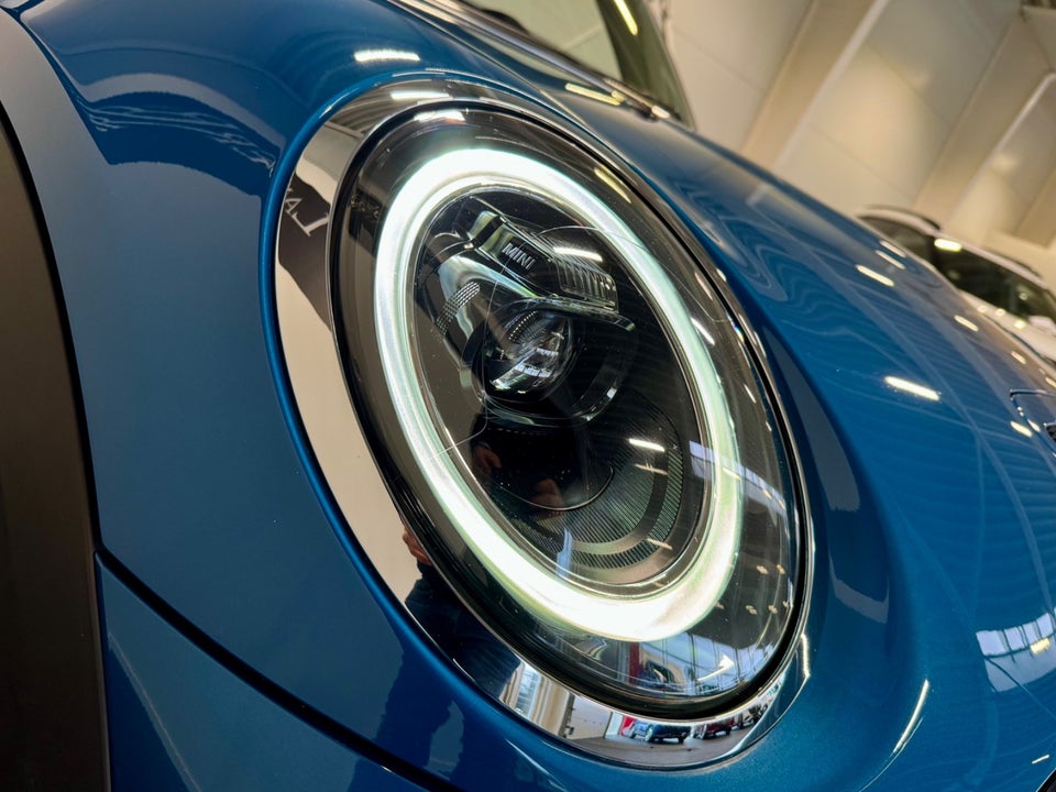 MINI Cooper SE Classic Trim 3d