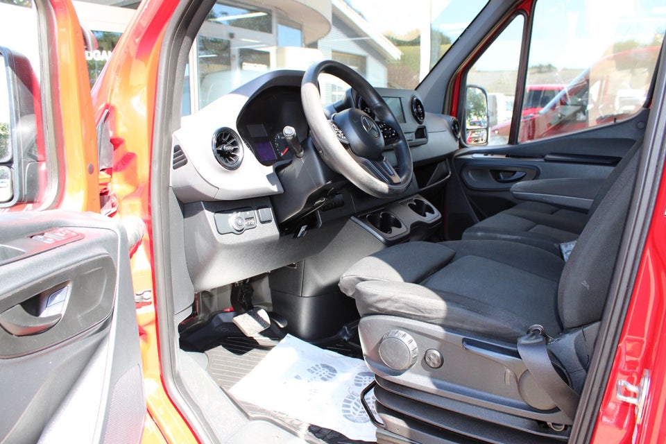 Mercedes Sprinter 317 2,0 CDi A2 Kassevogn aut. RWD