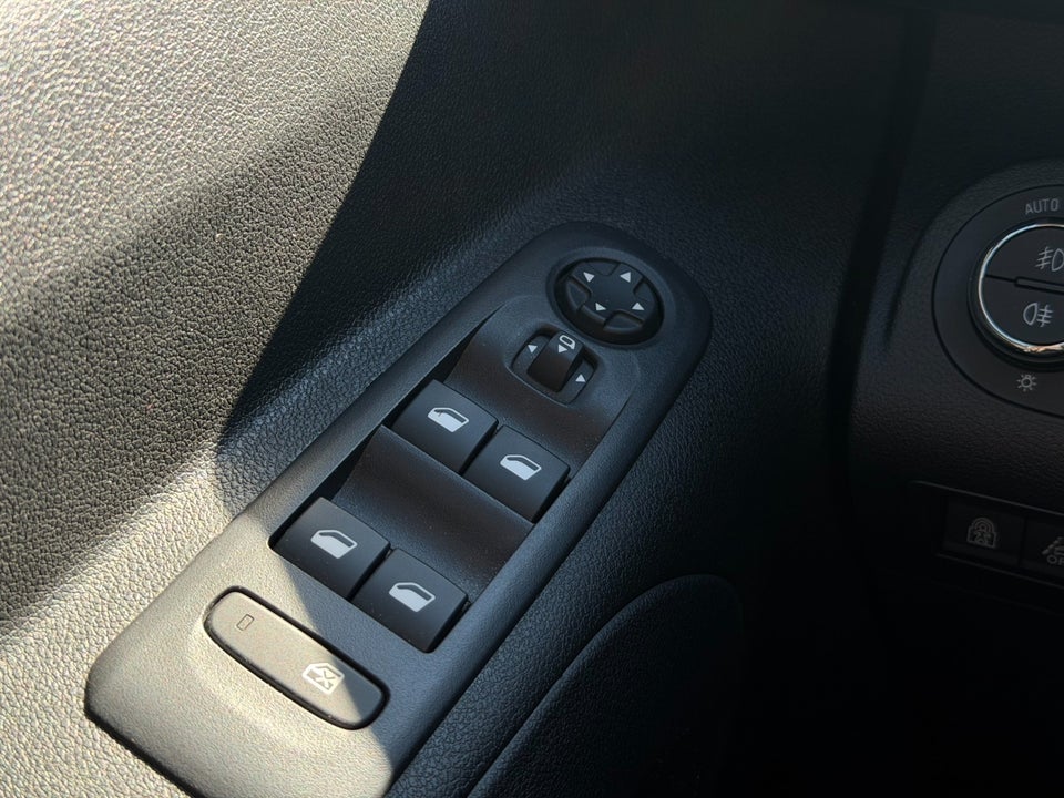 Opel Combo-e Life 50 Edition L1 5d