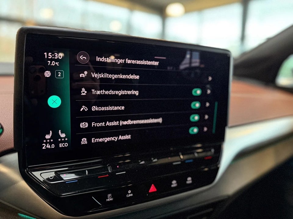 VW ID.4 77 Pro Performance Tech 5d