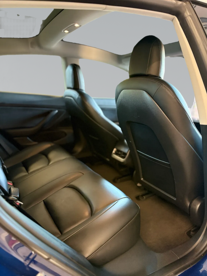 Tesla Model 3 Standard Range+ RWD 4d
