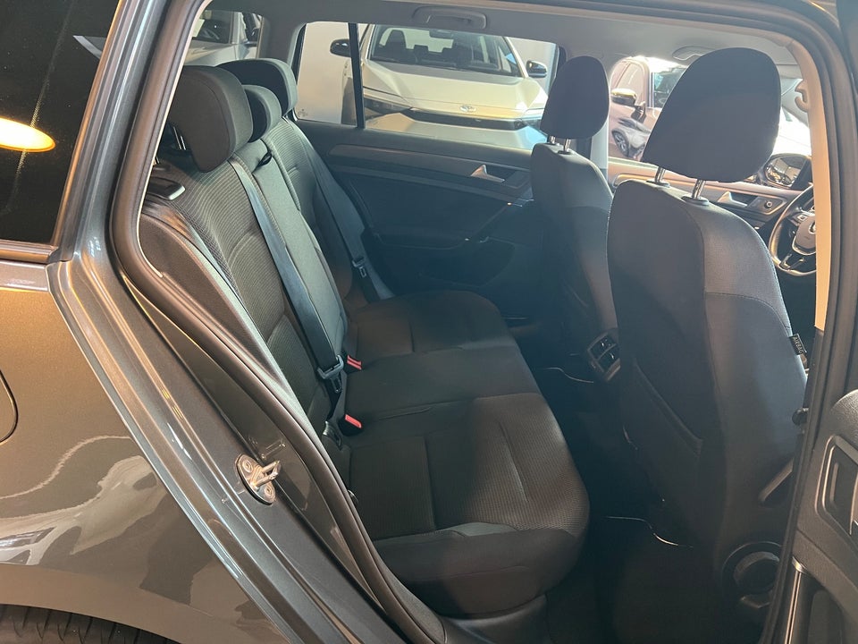 VW Golf VII 1,5 TSi 150 Comfortline Variant DSG 5d