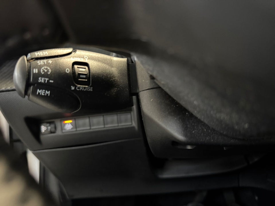 Peugeot e-208 50 Active Pack 5d