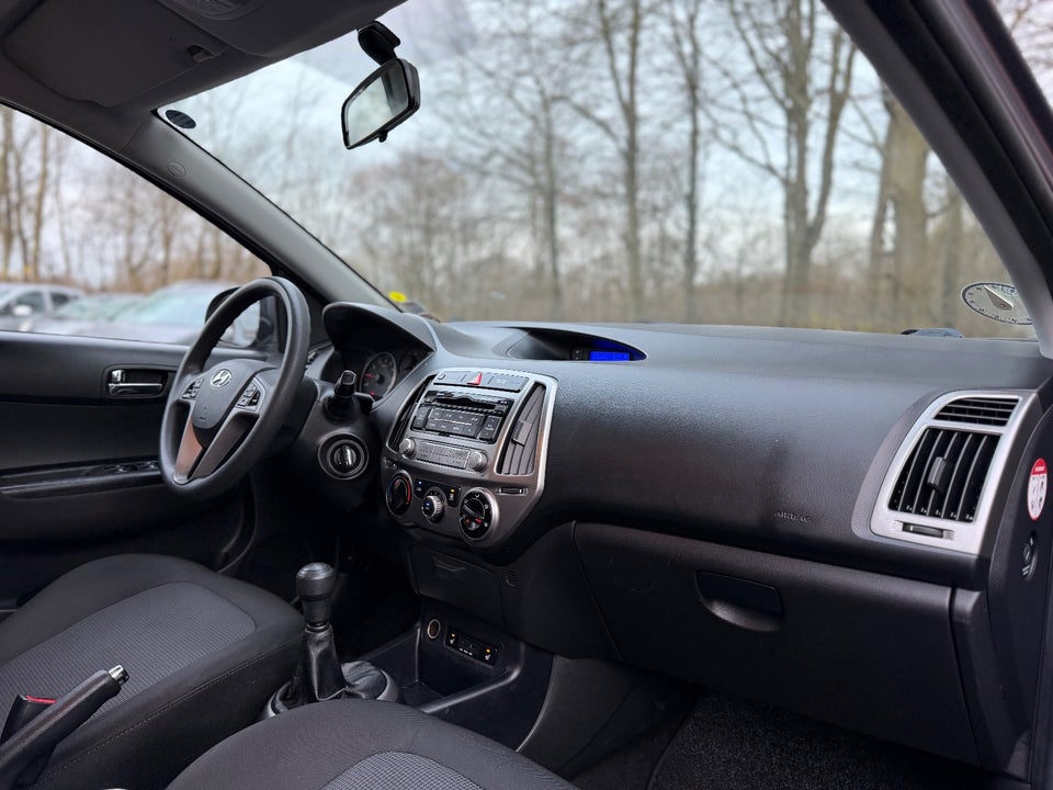 Hyundai i20 1,4 Classic 5d