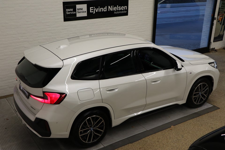 BMW iX1 xDrive30 M-Sport Premium 5d