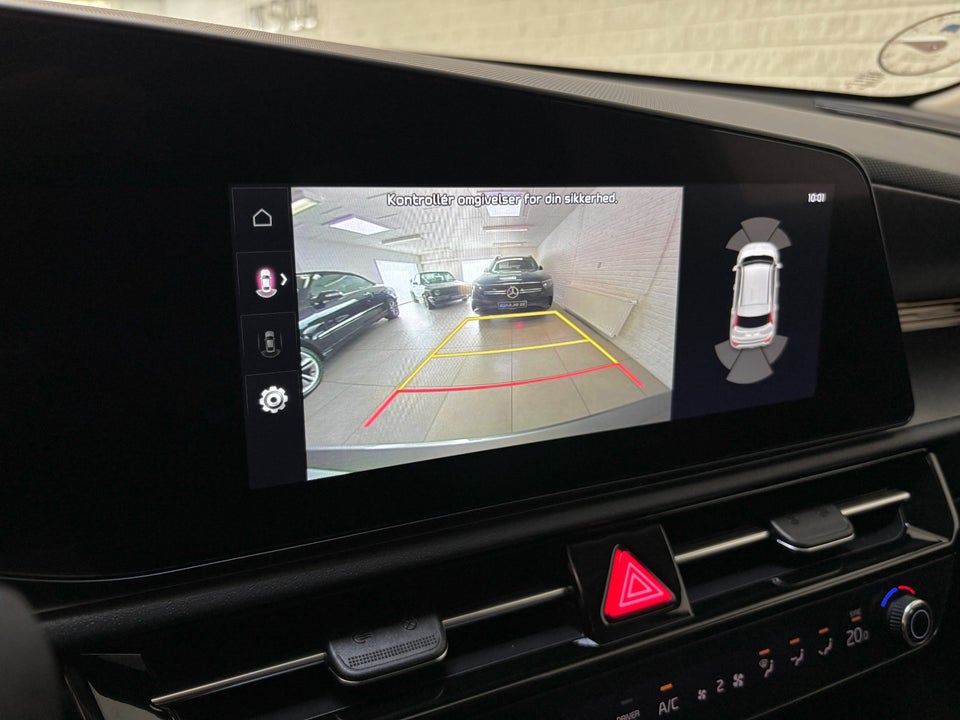 Kia Niro 64 EV Upgrade 5d