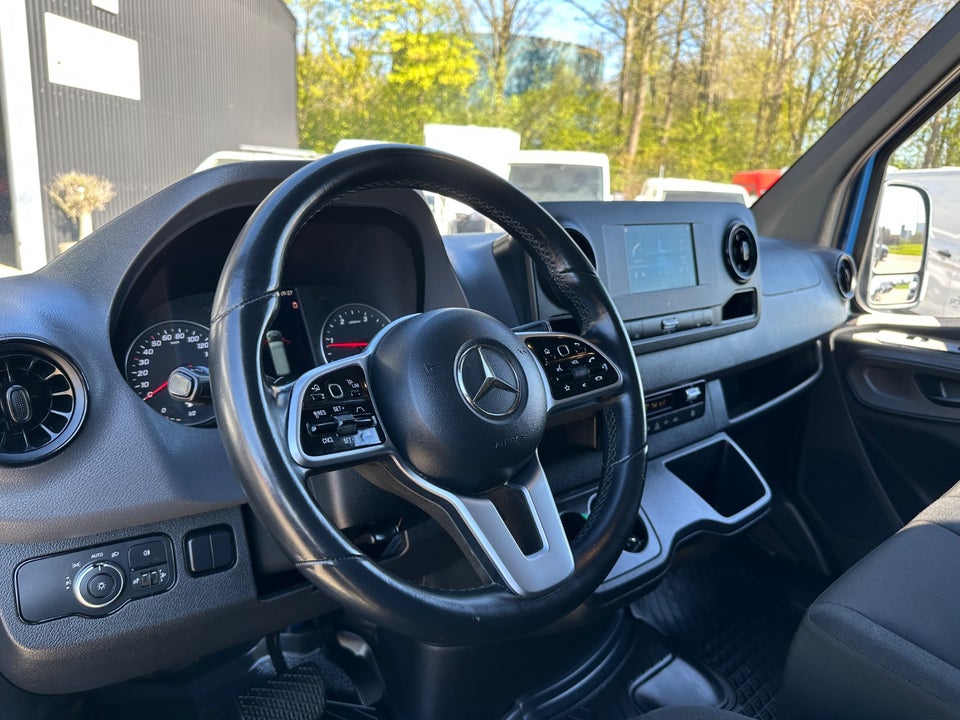 Mercedes Sprinter 316 2,2 CDi A2 Kassevogn aut. RWD