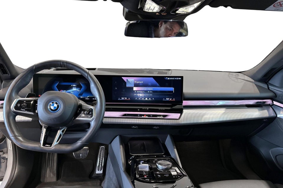 BMW i5 eDrive40 Fully Charged 4d